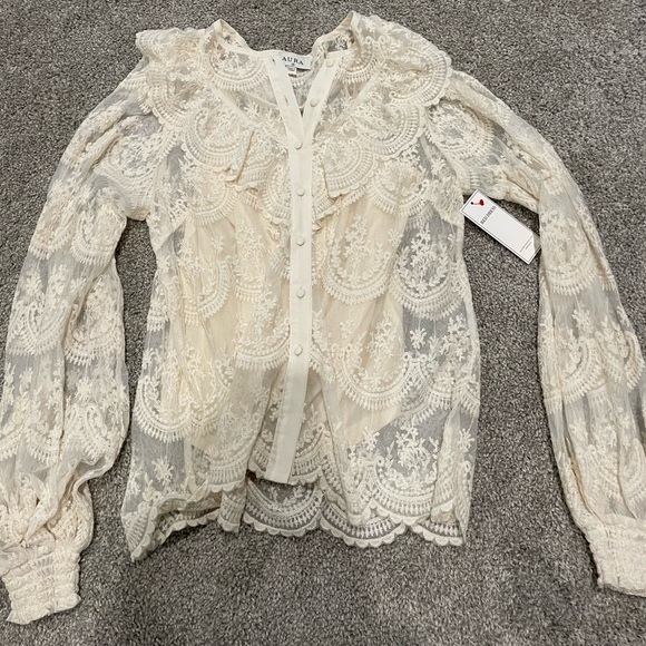 Reddress Boutique lace top with underlining shirt. New, with tags. - Picture 1 of 1